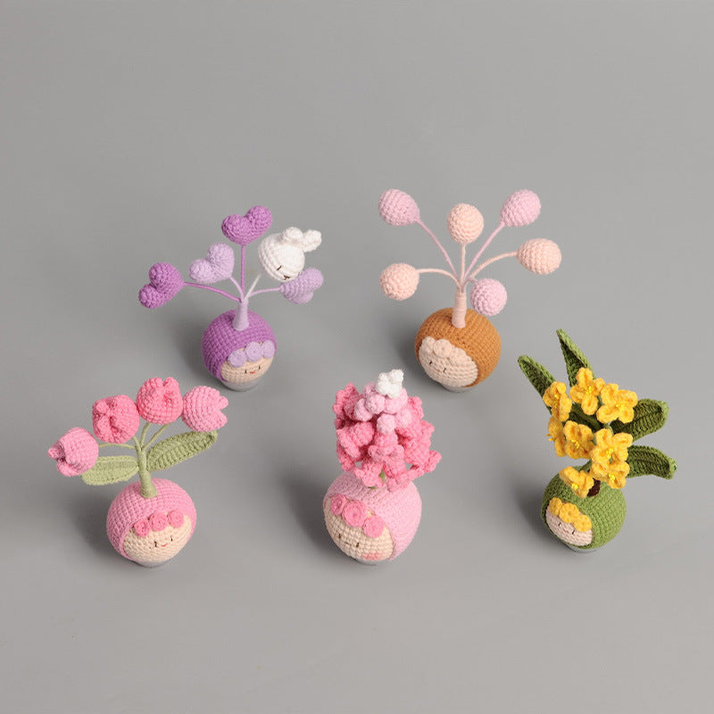 Handmade knitted dolls finished crocheted wool dolls ornaments knitted dolls trinkets wholesale