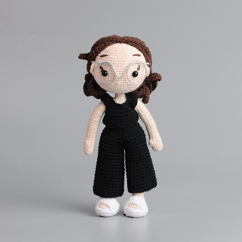 Handmade knitted dolls finished crocheted wool dolls ornaments knitted dolls trinkets wholesale