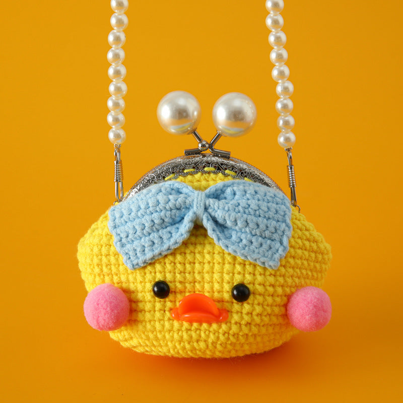 Daily with change lipstick key bag, Sheffield thread crocheted 8.5cm pearl chain, mouth gold bag, messenger bag.